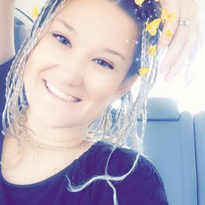 Meet your Posher, Cristal